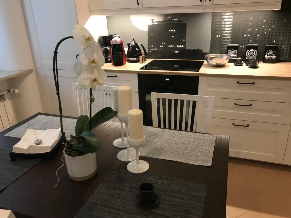 Stare Miasto Swietojerska 12 Apartment วอร์ซอ ภายนอก รูปภาพ