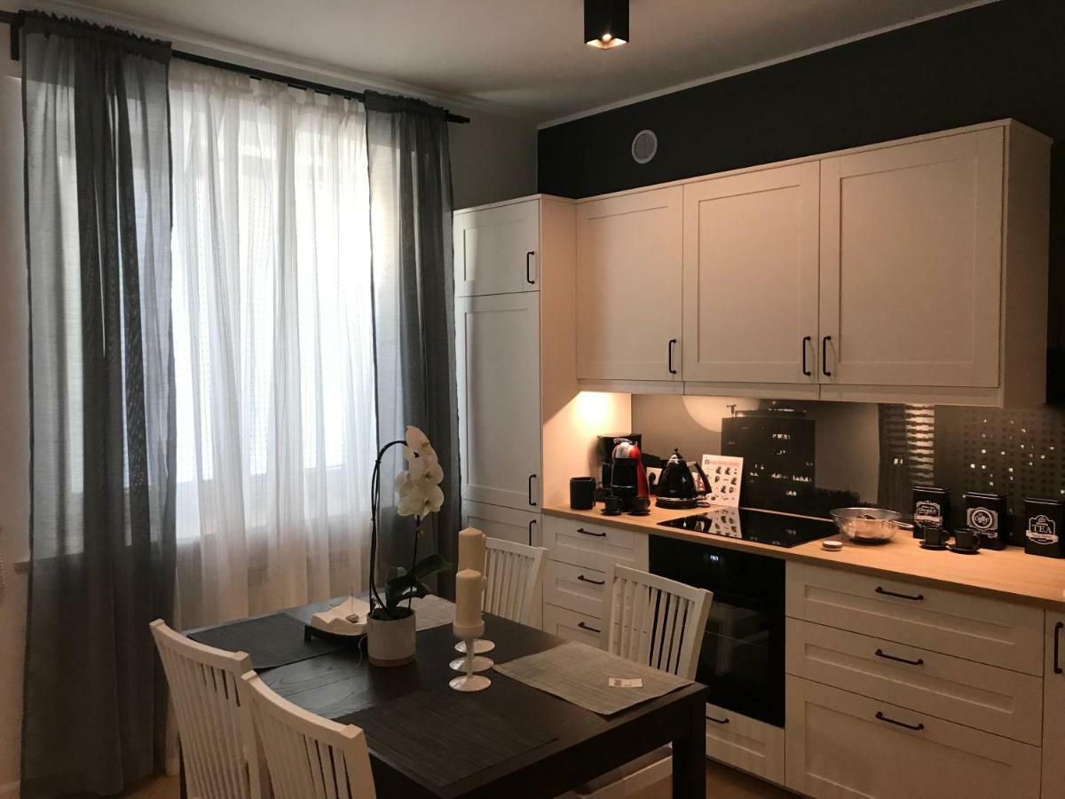 Stare Miasto Swietojerska 12 Apartment วอร์ซอ ภายนอก รูปภาพ
